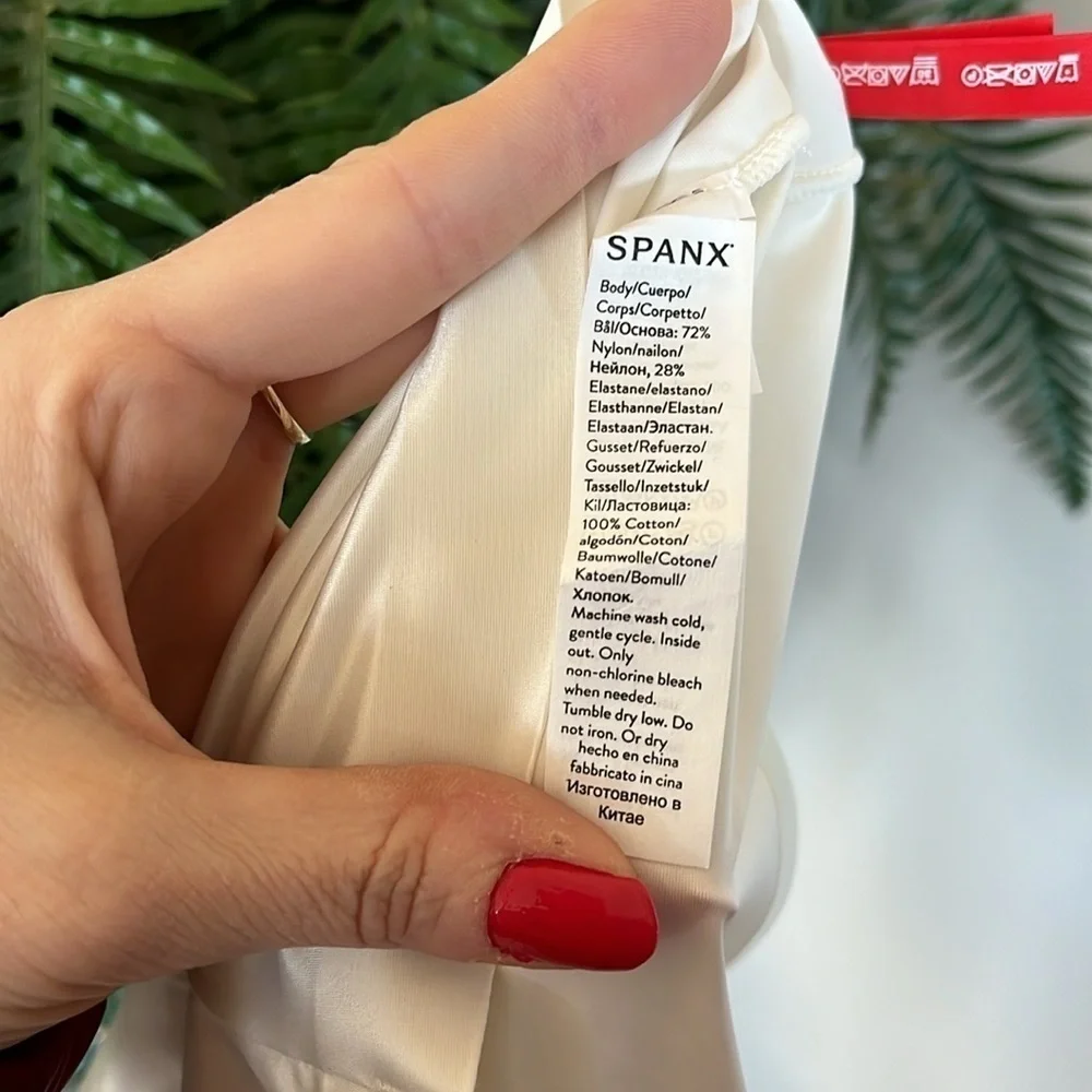 Brand New Spanx Satin Shapewear Linen Short Slimming Liquid Stretch 3X Quick Dry